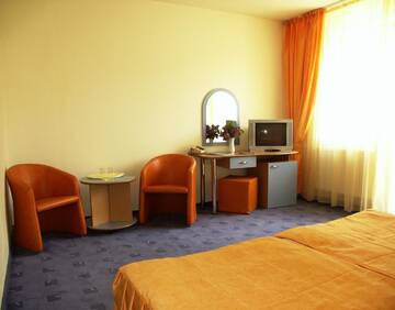 Фотографии Отель Hotel Tusnad г. Бэиле-Тушнад (Румыния) №4 Фото Отель Hotel Tusnad г. Бэиле-Тушнад 4