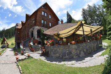 Фотографии Отель Fortuna Eco - Boutique Hotel г. Бэиле-Тушнад (Румыния) №2 Фото Отель Fortuna Eco - Boutique Hotel г. Бэиле-Тушнад 2